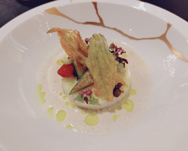 Dinner at Gastronomy Joel Robuchon (ガストロノミー ジョエル・ロブション)