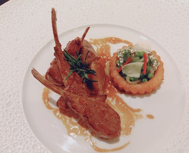 Dinner at Gastronomy Joel Robuchon (ガストロノミー ジョエル・ロブション)