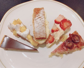 Dinner at Gastronomy Joel Robuchon (ガストロノミー ジョエル・ロブション)