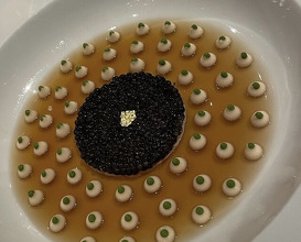 Dinner at Gastronomy Joel Robuchon (ガストロノミー ジョエル・ロブション)