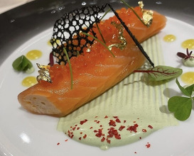 Dinner at Gastronomy Joel Robuchon (ガストロノミー ジョエル・ロブション)