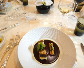 Dinner at Gastronomy Joel Robuchon (ガストロノミー ジョエル・ロブション)