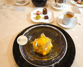 Dinner at Gastronomy Joel Robuchon (ガストロノミー ジョエル・ロブション)