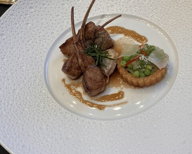 Dinner at Gastronomy Joel Robuchon (ガストロノミー ジョエル・ロブション)