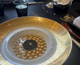 Dinner at Gastronomy Joel Robuchon (ガストロノミー ジョエル・ロブション)