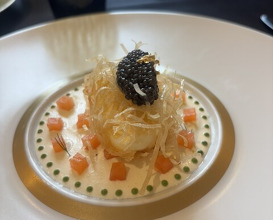 Dinner at Gastronomy Joel Robuchon (ガストロノミー ジョエル・ロブション)