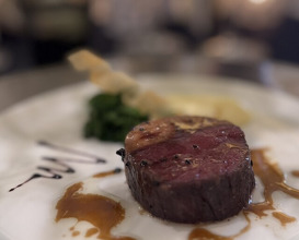 Dinner at Gastronomy Joel Robuchon (ガストロノミー ジョエル・ロブション)