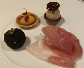 Dinner at French Ryori Kochuten (フランス料理 壺中天)