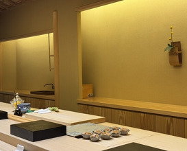 Dinner at Kyodaisushi