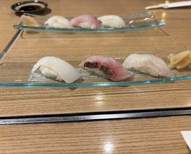Dinner at Kyogoku Zushi (京極寿司)