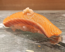 Dinner at Kyogoku Zushi (京極寿司)