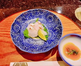 Dinner at Kyogoku Zushi (京極寿司)