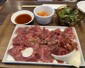 Dinner at Sumibi Yakiniku Kyuu (炭火焼肉 久)