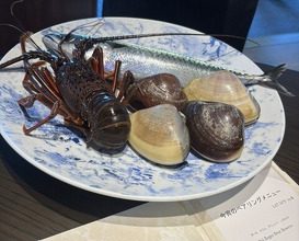 Dinner at LAT.34°N by AO