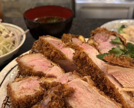 Dinner at Tonkatsu Mange (とんかつ マンジェ)