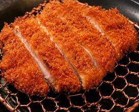 Dinner at Tonkatsu Mange (とんかつ マンジェ)
