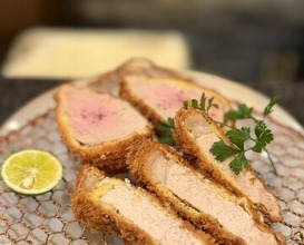 Dinner at Tonkatsu Mange (とんかつ マンジェ)