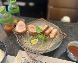 Dinner at Tonkatsu Mange (とんかつ マンジェ)