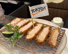 Dinner at Tonkatsu Mange (とんかつ マンジェ)