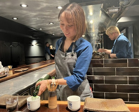 Dinner at YAKITORI Moe es (YAKITORI 燃 es)