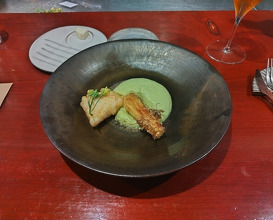 Dinner at Restaurant SNOW (レストラン スノゥ)