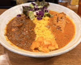 Dinner at SPICY CURRY Roka (SPICY CURRY 魯珈)