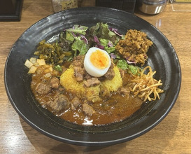 Dinner at SPICY CURRY Roka (SPICY CURRY 魯珈)