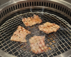 Dinner at Yakiniku Seiryuuen (焼肉 静龍苑)