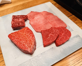 Dinner at Yakiniku Sudou Haruyoshi (焼肉すどう 春吉)