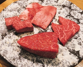 Dinner at Yakiniku Sudou Haruyoshi (焼肉すどう 春吉)