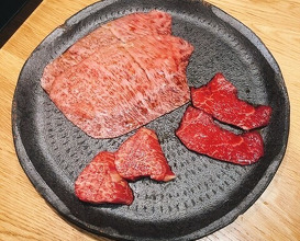 Dinner at Yakiniku Sudou Haruyoshi (焼肉すどう 春吉)