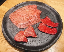 Dinner at Yakiniku Sudou Haruyoshi (焼肉すどう 春吉)