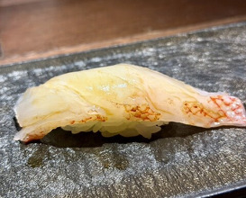 Dinner at Sushi no Kura (鮨ノ蔵)