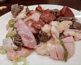 Dinner at Stamina En (スタミナ苑)