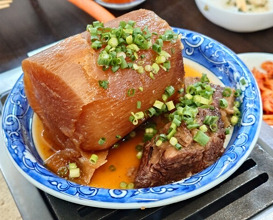 Dinner at Stamina En (スタミナ苑)