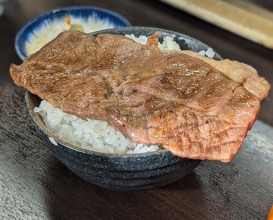 Dinner at Stamina En (スタミナ苑)