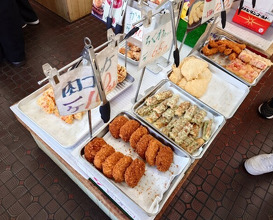 Dinner at Suzaki Shokuryohin Ten (須崎食料品店)