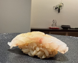 Dinner at Sushi Suzuki (鮨 鈴木)