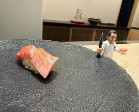 Dinner at Sushi Suzuki (鮨 鈴木)