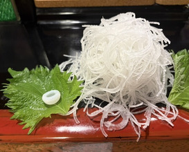 Dinner at Takara Zushi Bunten (宝寿司分店)