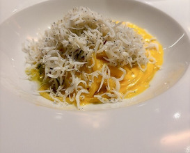 Dinner at tens. (tens.)