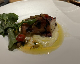 Dinner at tens. (tens.)