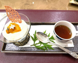 Dinner at Tout La Joie Ism (トゥ・ラ・ジョア イズム)