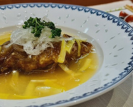 Dinner at Tsushima (對馬)
