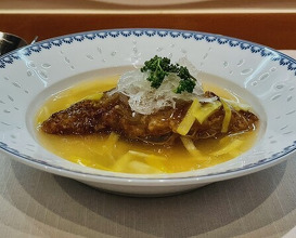 Dinner at Tsushima (對馬)