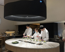 Dinner at unis (unis)