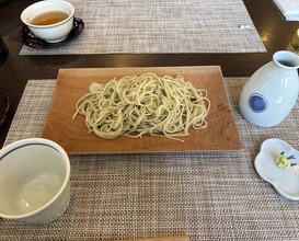 Dinner at Ishiusuhiki Soba Kobo Yama no Mi (石臼挽き蕎麦香房 山の実)