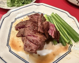 Dinner at Yassan (安参)