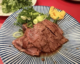 Dinner at Yassan (安参)