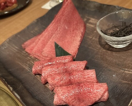 Dinner at Yoroniku